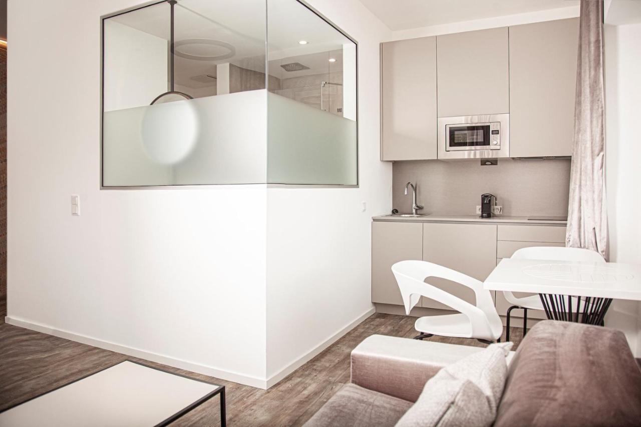 The Faces Apartment *